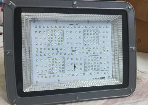 240 watt led flood light