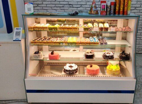 Floor Standing Heavy-Duty Stainless Steel Electrical Cake Display Counters