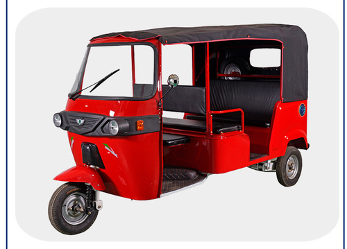 Electric Rickshaw - Battery Life: 10 Days