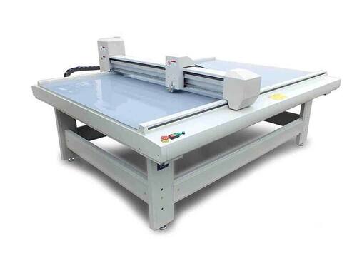 Laser Position Paper Box Cutting Machine - Automatic Grade: Automatic