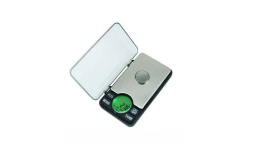 Pocket Scale - Digital Display, Up To 1 Kg Capacity, White Color - Battery Operated, New Condition