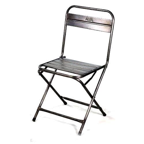 Iron Chair - Color: Black