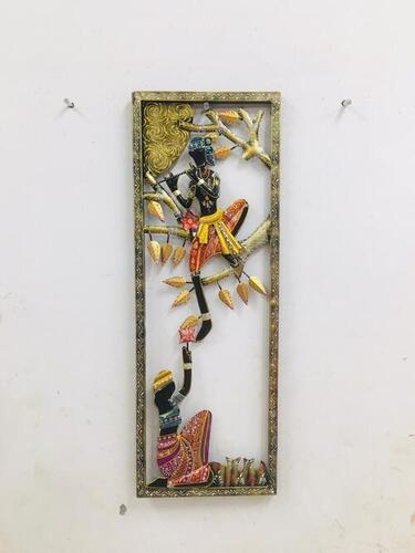 Iron Painted Radha Krishna Metal Wall Hanging - Pattern: Unique