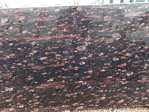 Brazilian Brown Granite - Slabs, Polished Surface Finish, Scratch Resistant, Durable | Ideal for Flooring Applications
