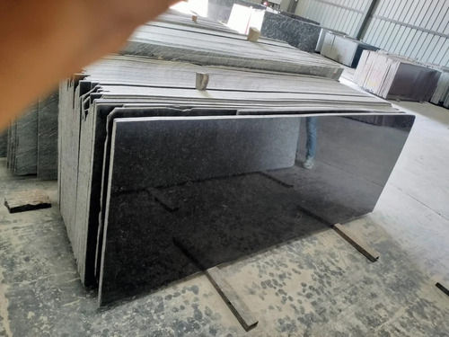 Rajasthan Black Granite Slab - Polished Surface Finish, Scratch Resistant, Durable Design for Elegant Flooring Applications