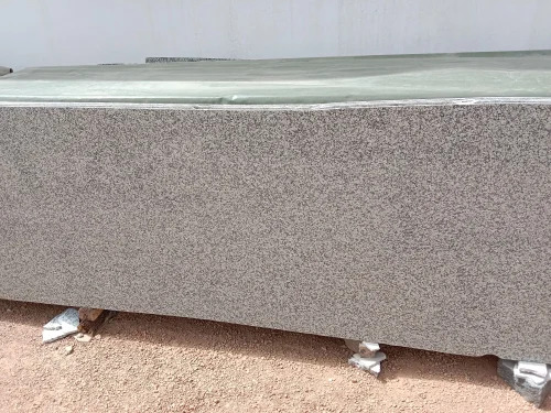 D Green Granite Stone - Polished Slabs, Scratch Resistant for Durable Flooring Applications