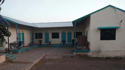 Steel Prefabricated Labour Colony - 5mm Thickness, Galvanized Finish, 3.7kg/cmâ² Tensile Strength