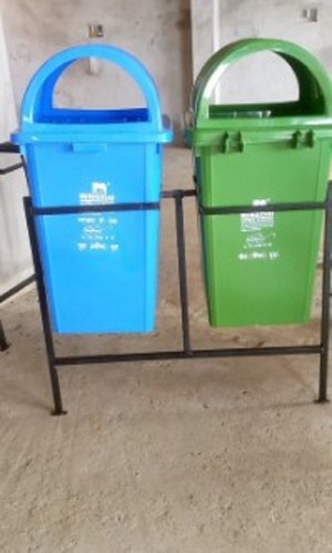 100 Ltr Capacity Plastic Dustbin