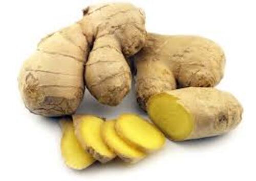 Fresh Ginger - Chopped, Irregular Shape | 100% Pure, Very Good Quality, Good for Health, Preserved in Cool & Dry Places, Shelf Life of 7 Days