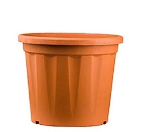 14 Inch Plastic Pot