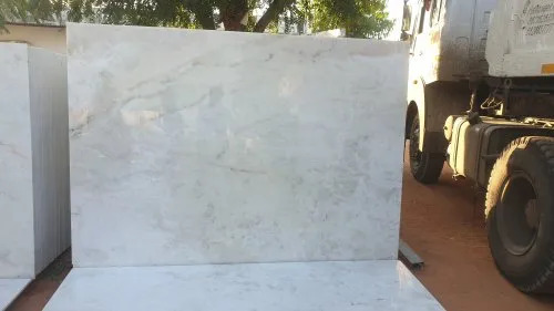 Indian Marble Slab - 13 mm Polished Cream Finish | High Strength, Durable Design for Flooring Applications