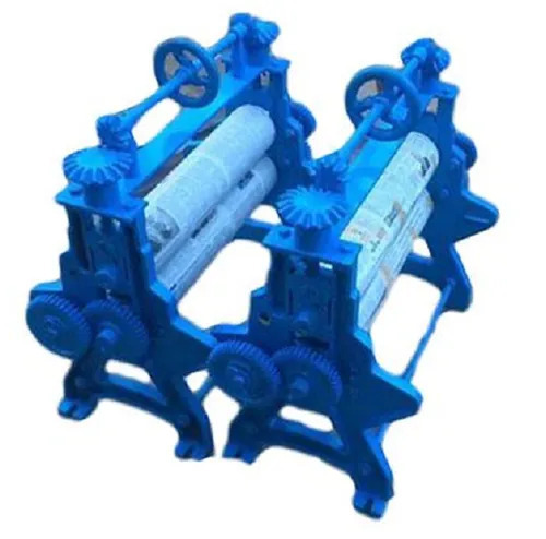 300-400 Kg/Hr Hand Operated Rubber Roller Machine