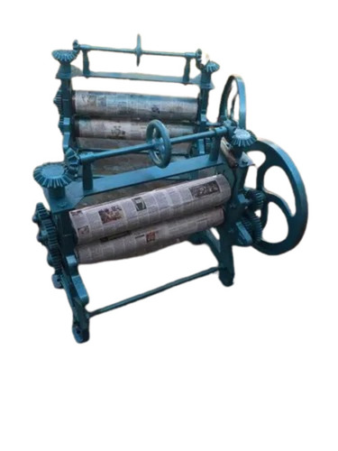 300-450 Kg/Hr Hand Operated Rubber Roller Machine