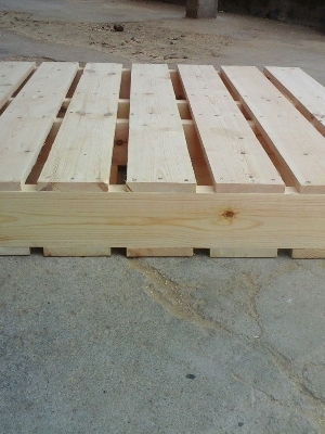 Wooden Pallets - Color: Brown