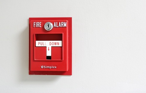Fire Alarm - Mild Steel, Automatic & Semi-Automatic | Compact Design, Easy Installation, 10m Detection Range, 2-Day Startup