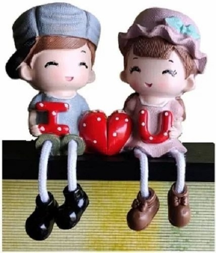 Polyresin Couple Statue