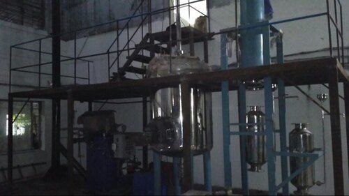 Semi Automatic Oleoresin Extraction Plant