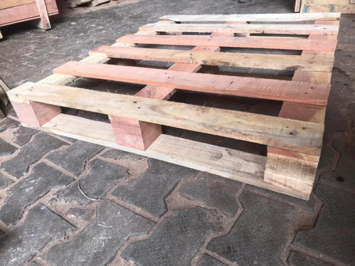 Square Wooden Pallet - Deck Type: Na