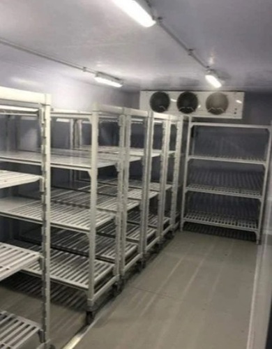 Walk In Cold Room - 2 MT Capacity | Fully Automatic Three & Single Phase Emerson Compressor Customized Dimensions Electrical Supply 220v-440v Sleek White Finish