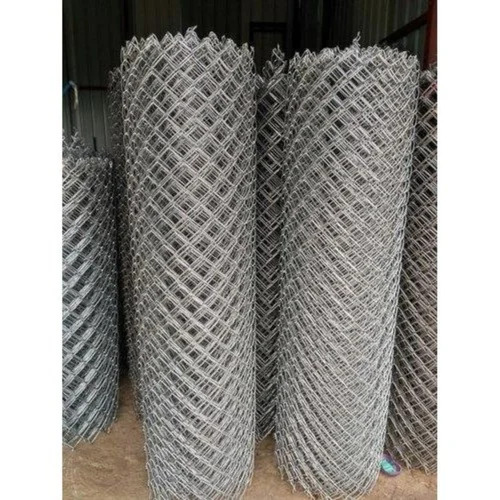 Chain Link Fencing Wire - Galvanized MS for Corrosion Resistance Rust-Resistant and Durable Design Easy Installation with Various Mesh Sizes
