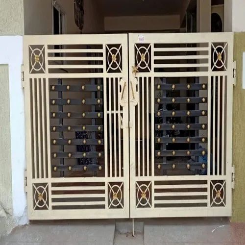 Iron Main Gates - Material: Steel