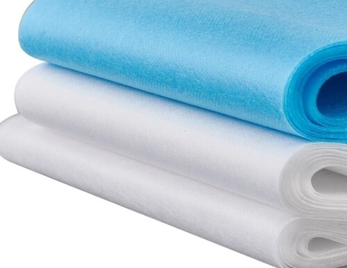 Colored Non Woven Fabric - Lightweight Multi Color Polyester | Ideal for All Seasons, Plain Pattern, Versatile Usage