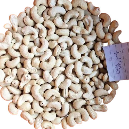 Whole Cashew Nut W320