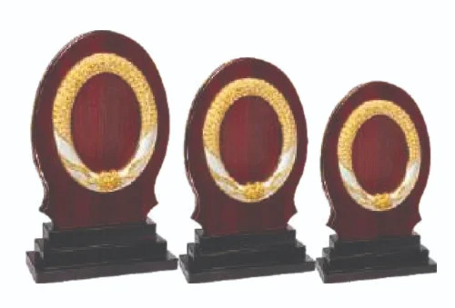 Oval Wooden Momento Trophy