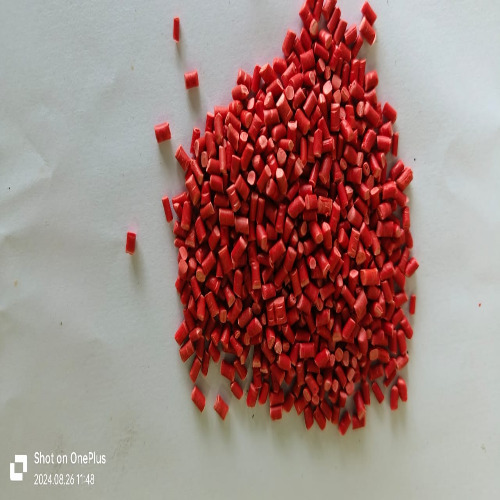 Red Plastic Masterbatch