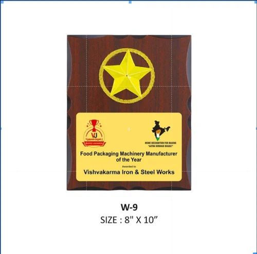 Wooden Trophies Momentos