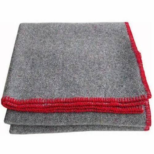 Woolen Throw Blankets