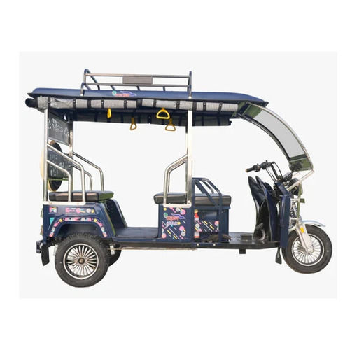 Udaan Yuva DLX Electric Rickshaw