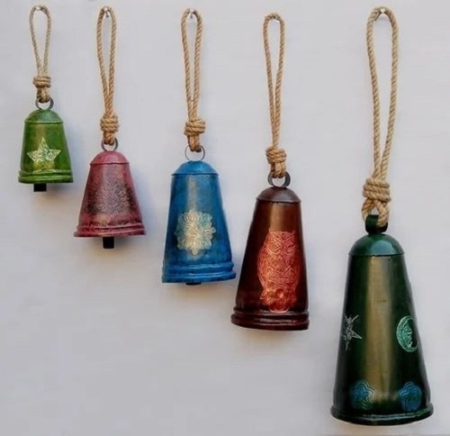 Eching Vintage Rustic Cone Shape Bells In Iron