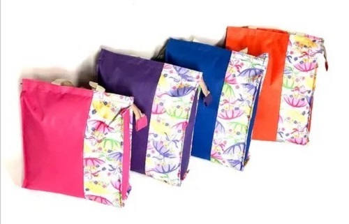 Designer Polyester Complimentary Shopping Bags