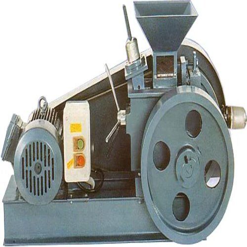 Jaw Crusher - Color: Black