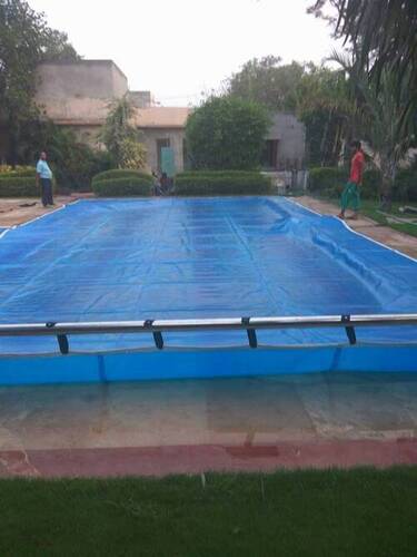 Swimming pool cover