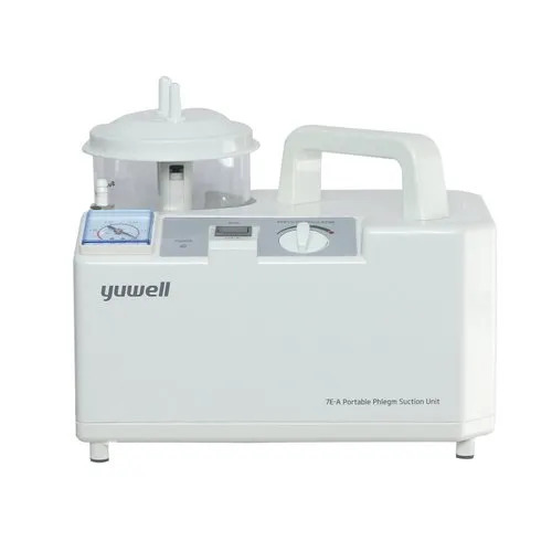 7e A Portable Phlegm Suction Machine