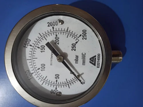Industrial Stainless Steel Pressure Gauge - 2 Inch / 50 mm Dial Size, Analog Liquid-Filled Display, BSP Connection | Polished Finish, Glass Dial, Industrial Use