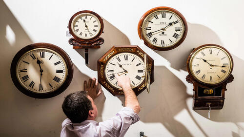 Wall Clock - Plastic Material, Multiple Sizes and Shapes | Analog Design, Enhances Home or Office Decor, 1 Year Warranty