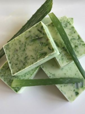 aloe vera & vitamin e soap