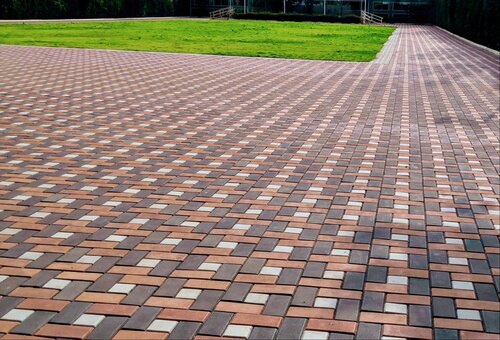 Cement Glossy Paver Blocks By Jay Ambe Infra
