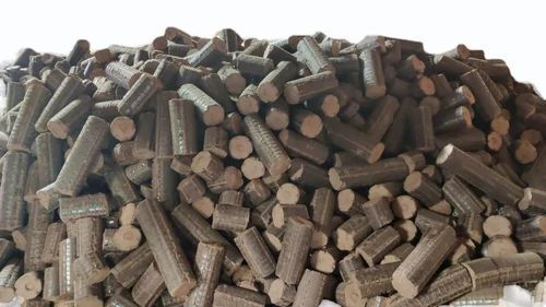 Sawdust Briquettes - Ash Content (%): 1