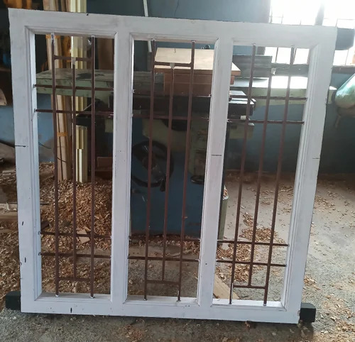 Metal Window - Steel, Multiple Sizes, Customized Color, Coated Finish | Strong, Durable, Low Maintenance, Weather-Resistant, Energy-Efficient Options Available