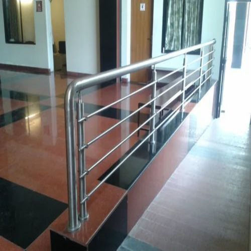 Steel Pipe Railing - Premium Galvanised Stainless Steel, Polished Finish for Canteens and Homes