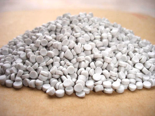 Desiccant Masterbatches - Granules, PE Carrier, Highly Pure | Eco-Friendly, Recycled for Injection Molding Applications