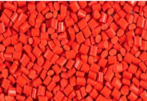 Plastic Granules - Color: Red