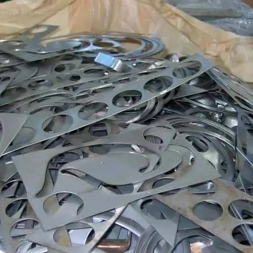 Iron Sheet Scrap - Galvanised Iron, Industrial Grade, Grey Color, High Ductility, Recyclable, Sheet Scrap Type
