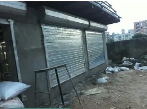 Pull And Push Exterior Rolling Shutters - Insulated, Vertical Opening Pattern, Available in Various Colors | Minimal Maintenance Required, Quality Tested