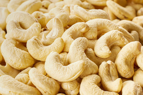 Cashew Nuts  - Broken (%): 10%