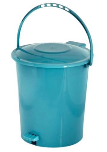 Plastic Pedal Dustbin